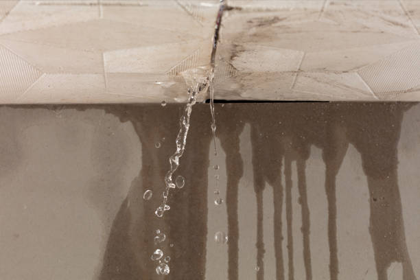 Professional Water Extraction technician working in Augusta, MO